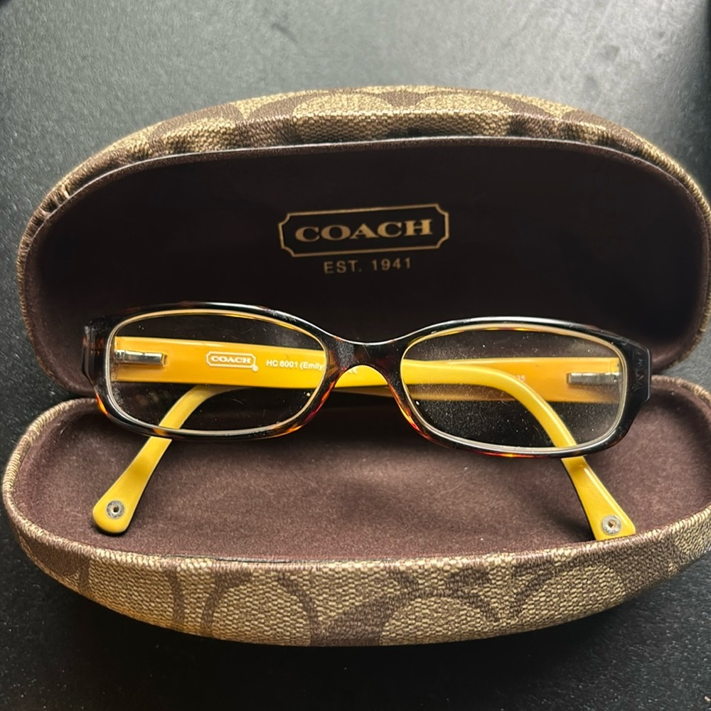 Coach glasses and case Style Emily in tortoise